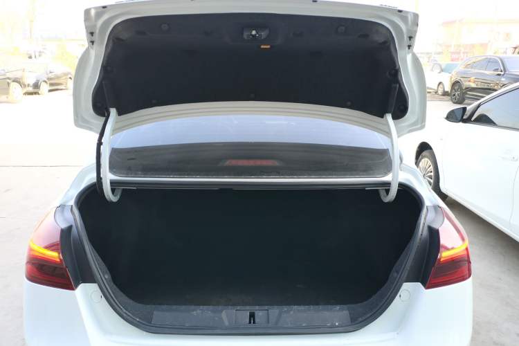 Used Geely Auto Emgrand 2020 1.5L Manual Upward Edition
