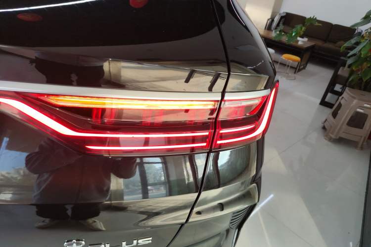 Used BYD Song PLUS New Energy 2021 EV Flagship Model
