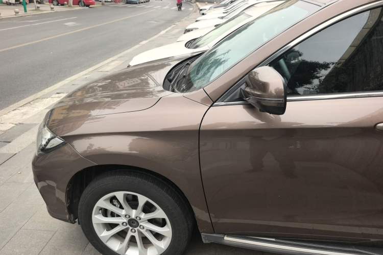 Used Haval H2 2017 Red-Label 1.5T Manual Two-Wheel Drive Luxury Model
