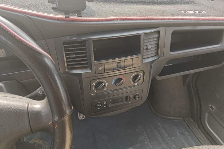 Used Wuling Zhiguang 2013 1.0L Practical Version