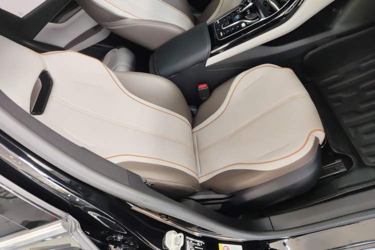 Used BYD Qin PLUS 2023 Champion Edition DM-i 120KM Beyond Model
