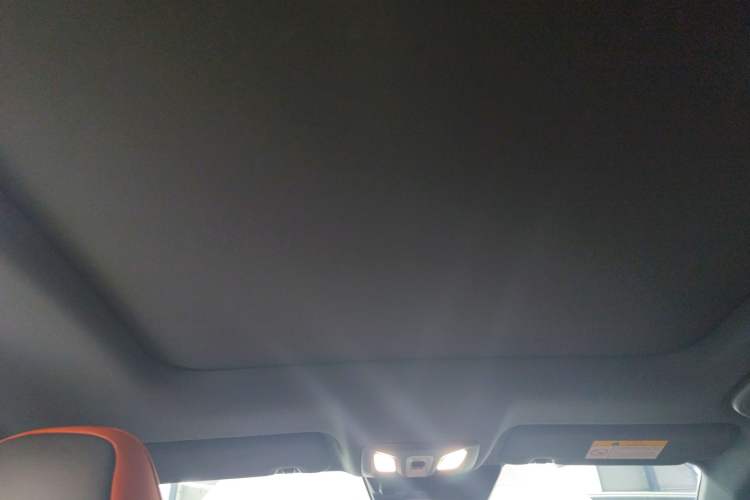 Used Changan UNI-V 2024 1.5T Prestige Sport Edition