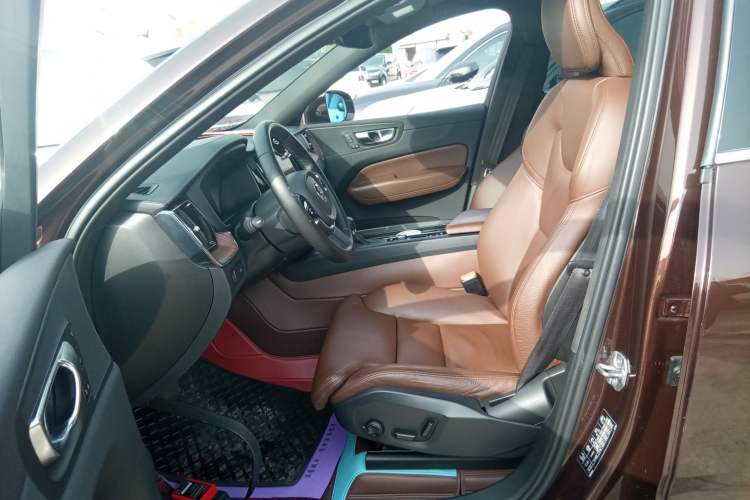 Used Volvo XC60 2021 T5 4x4 Smart Luxury Edition