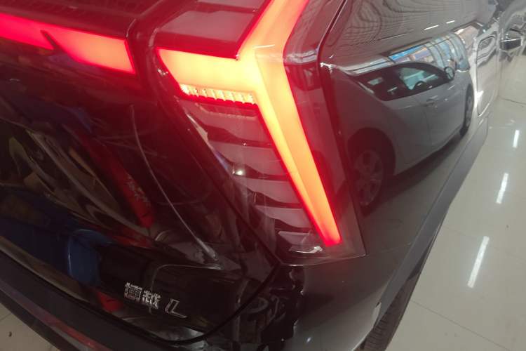 Used Geely Auto FX11 2024 1.5TD DCT Prestige Edition
