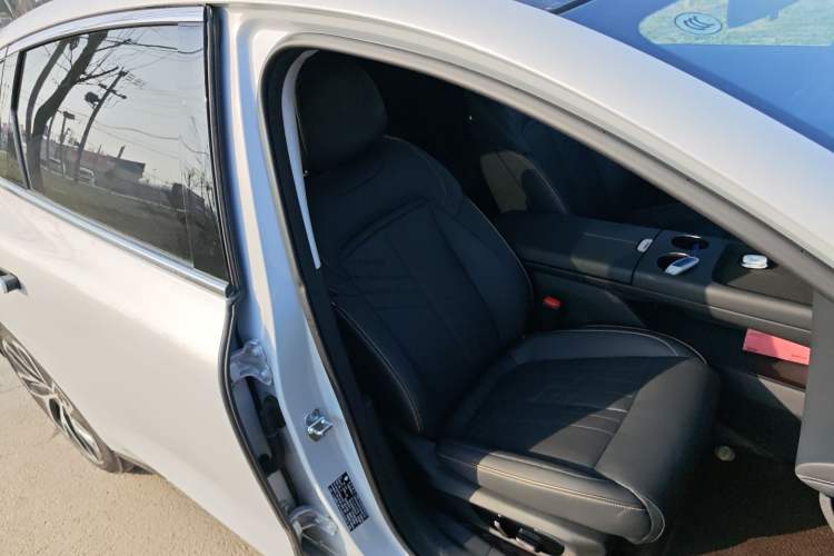 Used Baojun Enjoy 2025 Plug-in Hybrid 140km Luxury Edition