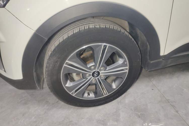 Used Hyundai ix25 2015 1.6L Automatic Two-Wheel Drive Smart GLS Trim
