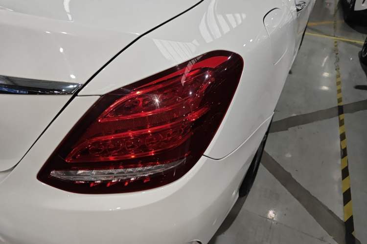 Used Mercedes-Benz C-Class 2015 C 200 L Sport Edition