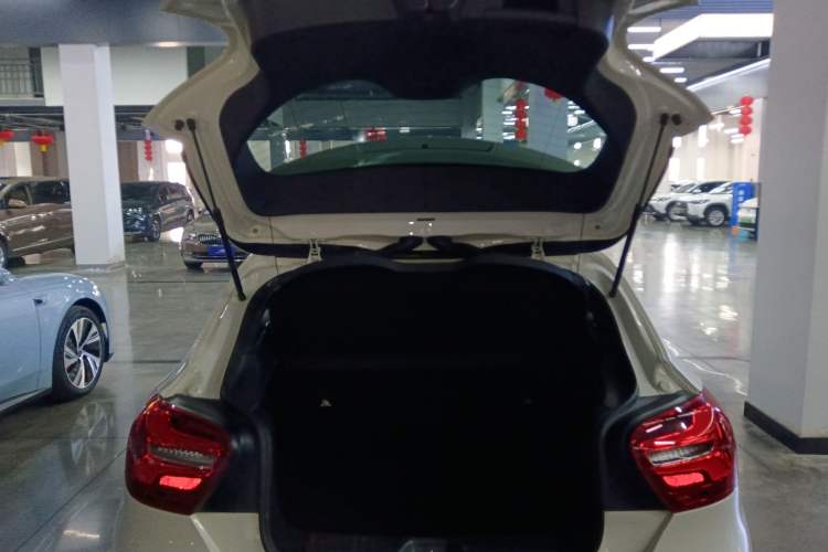 Used Mercedes-Benz A-Class 2017 A 200 Dynamic Edition
