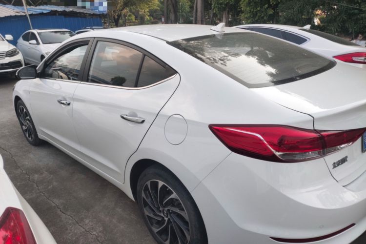 Used Hyundai Elantra 2019 1.4T Dual-Clutch Xuan Dong · Dynamic Model
