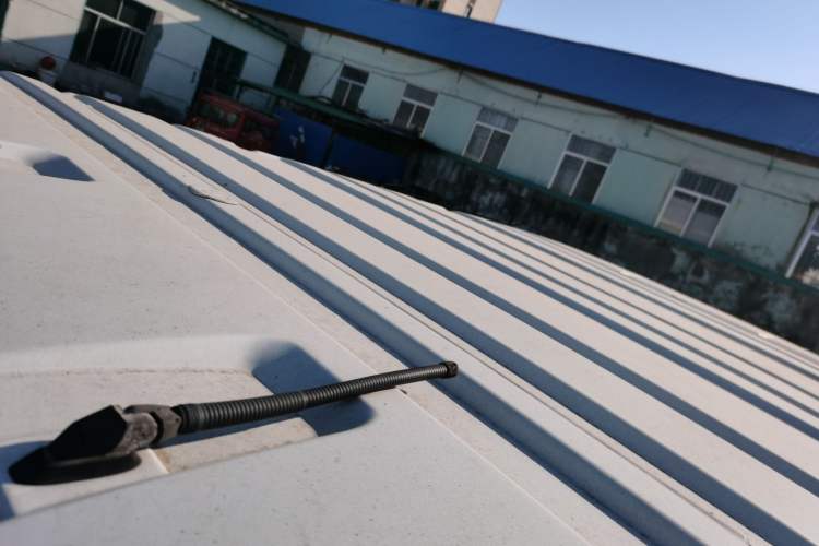 Used JMC Transit 2019 2.8T Commercial Version Short Wheelbase Mid-Roof 3-Seater China VI Standard JX493