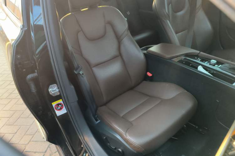 Used Volvo S90 2020 T5 Zhiyi Luxury Edition
