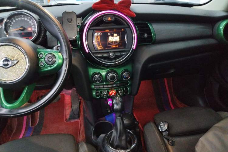 Used  MINI 2016 1.5T COOPER Five-Door Edition
