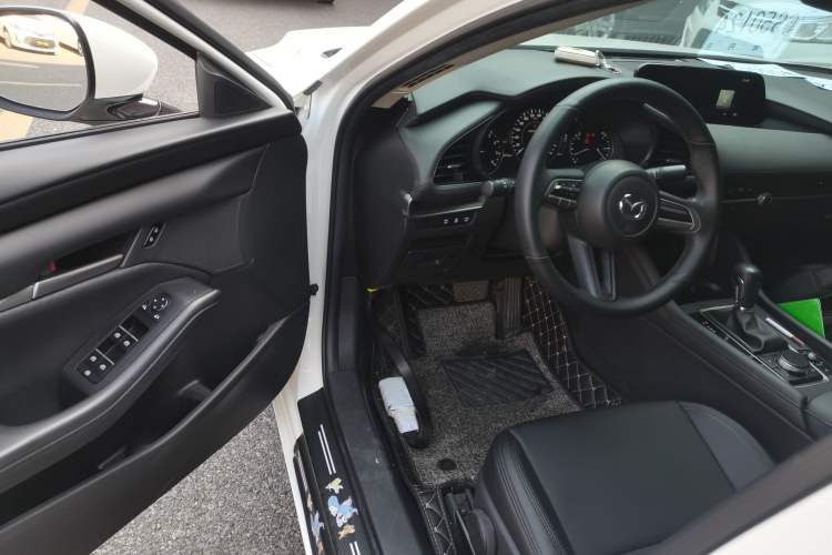 Used Mazda Mazda 3 Axela 2021 2.0L Automatic Zhiqing Edition
