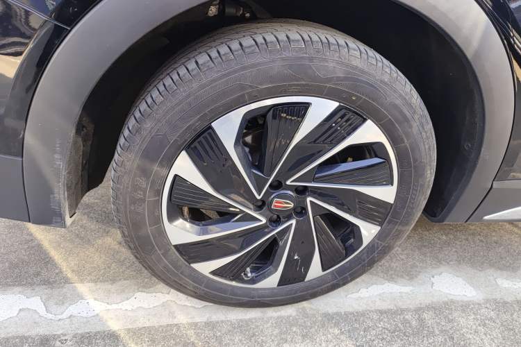 Used Hongqi HS7 PHEV 2024 2.0T PHEV Four-Wheel Drive Flagship Edition 6 Seats
