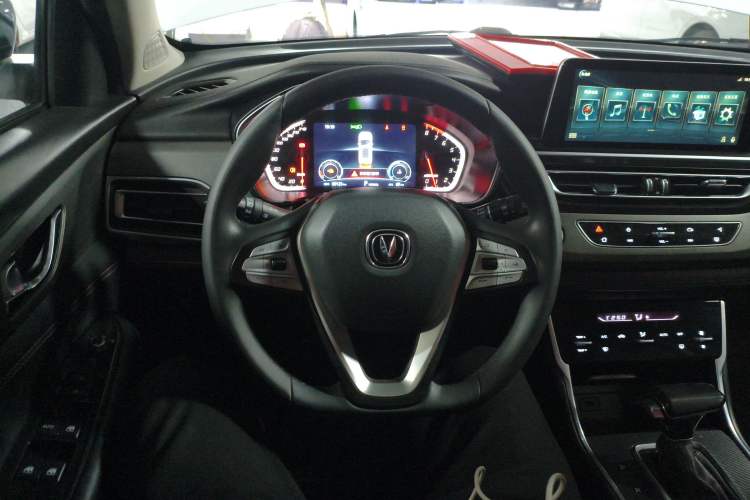 Used Changan CS75 2021 Honor Million Edition 280T DCT Prestige Model
