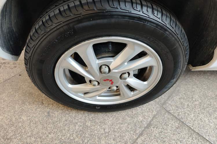 Used Wuling Hongguang MINIEV 2021 Macaron Premium Model – Lithium-NMC