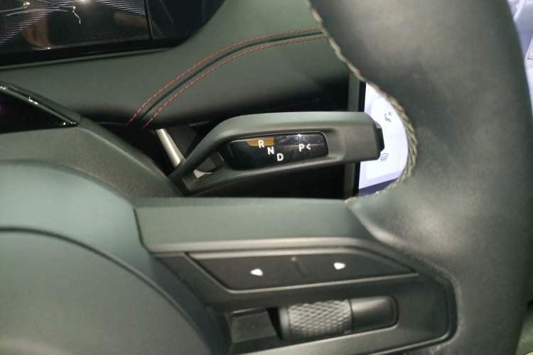 Used  SU7 2024 Rear-Drive Ultra-Long Range Advanced Pro-Level Intelligent Driving Version