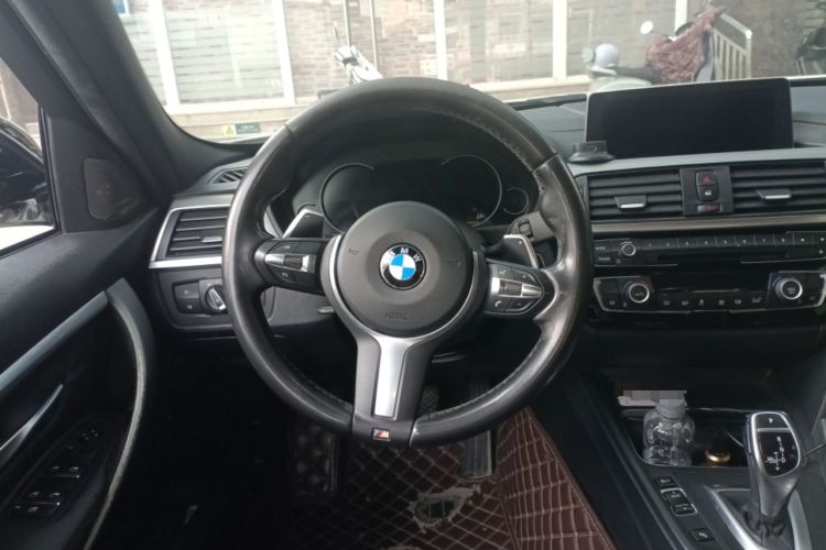 TDK.VehicleDetails.img