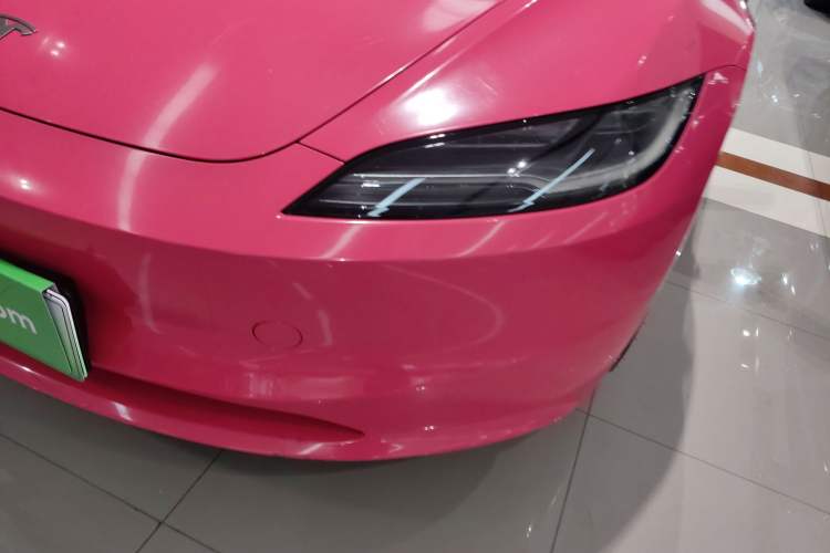 Used Tesla Model 3 2023 Long-Range All-Wheel-Drive Version