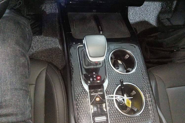 Used Hongqi HS3 2024 1.5T Shanwei Edition
