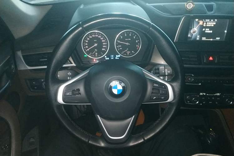 Used BMW X1 2016 sDrive18Li Luxury Model
