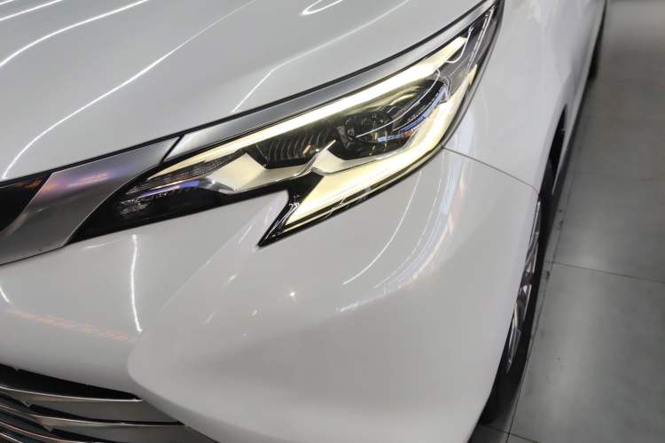 Used Toyota Sienna 2021 2.5L Hybrid Premium Edition