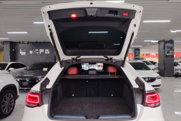 Used Mercedes-Benz GLC Coupe 2021 GLC 260 4MATIC Coupe SUV
