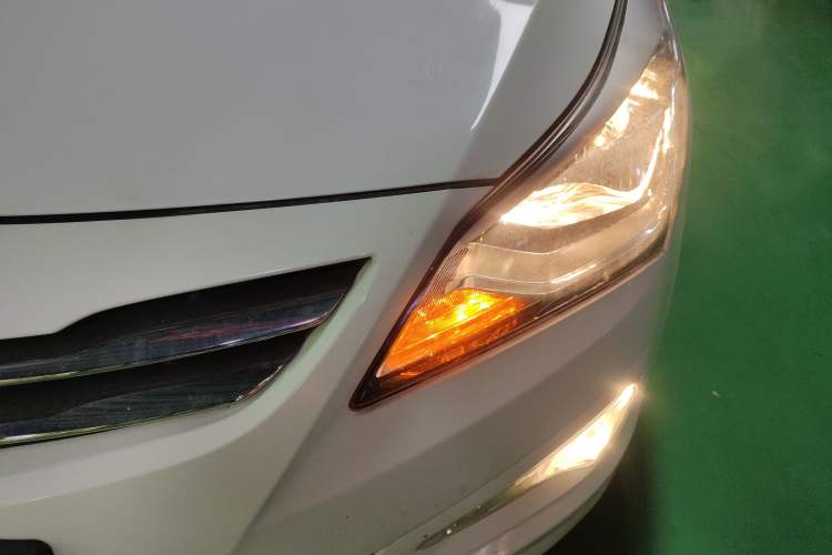 Used Hyundai Verna 2014 1.4L Manual Smart GLS Trim