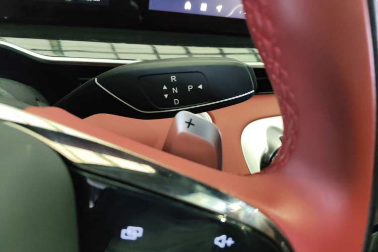 Used  Stellar 2023 400T Two-Wheel Drive Comfort Flyfish Edition