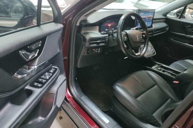 Used Lincoln Corsair 2022 2.0T Two-Wheel Drive Deluxe Edition
