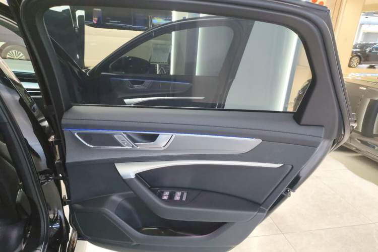 Used Audi A6L 2025 Revised 40 TFSI Luxury Dynamic Edition
