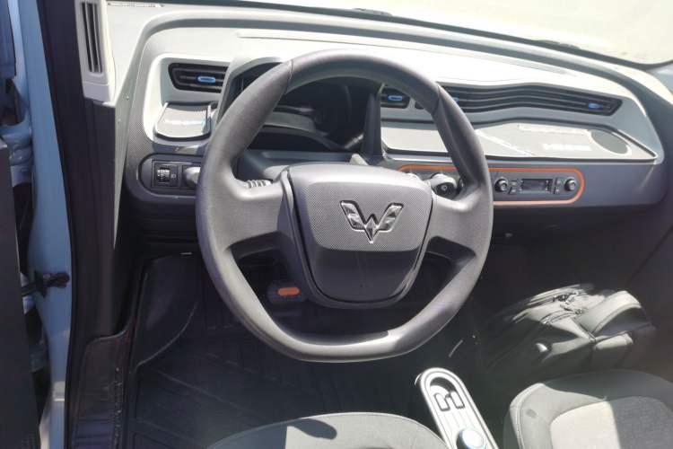 Used Wuling Hongguang MINIEV 2020 Freedom Version Lithium Iron Phosphate