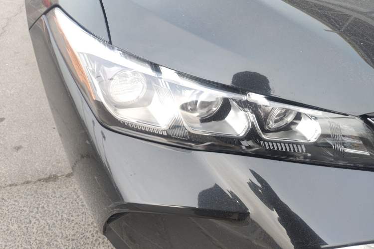 Used Toyota Avalon 2019 2.0L XLE Premium Edition China VI