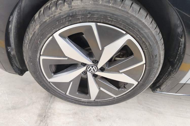 Used Volkswagen ID.4 CROZZ 2022 Long-Range PRO Edition
