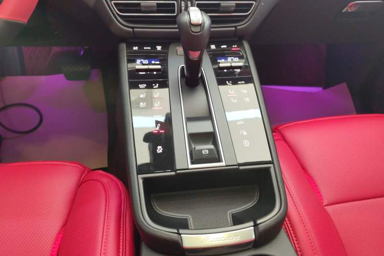 Used Porsche Macan 2023 Macan 2.0T