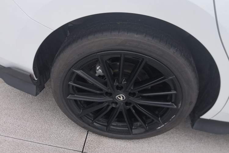 Used Changan UNI-V 2024 1.5T Prestige Sport Edition
