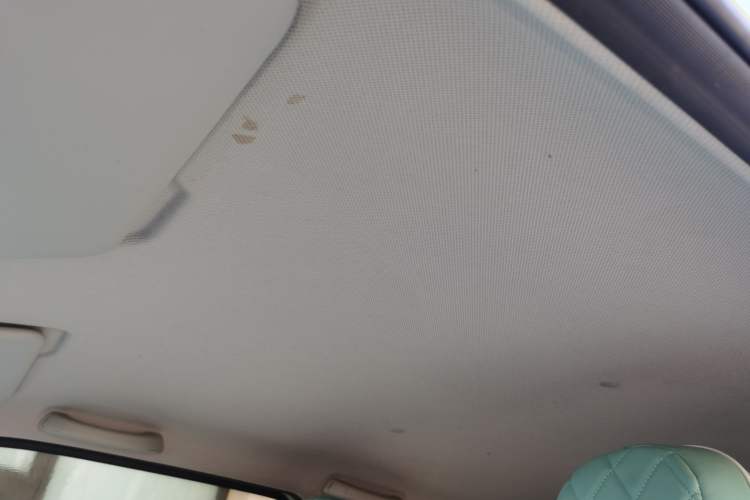 Used Wuling Hongguang MINIEV 2021 Macaron Fashion Model Lithium Iron Phosphate
