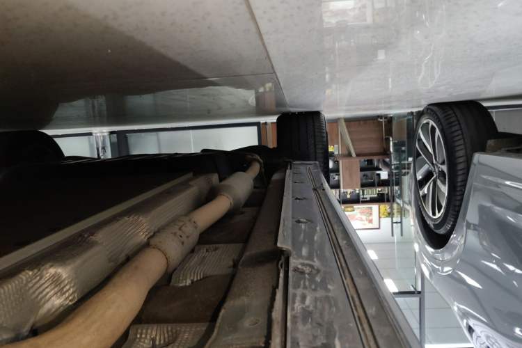 Used Li Auto L8 2024 PRO Model
