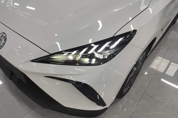 Used MG 4 EV 2023 415 km Range Sea-Faring Champion Edition