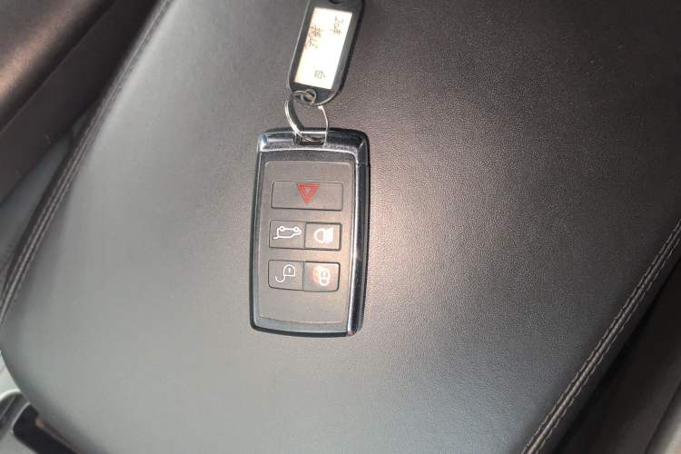 Used Land Rover Range Rover Sport 2020 3.0 L6 SE
