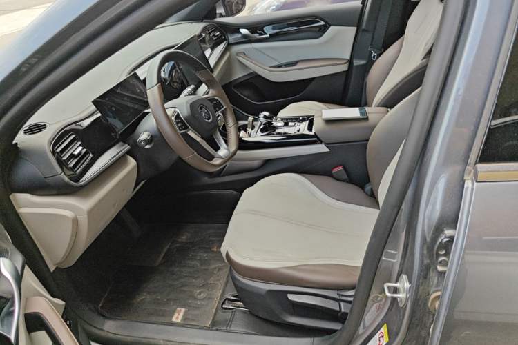 Used BYD Qin PLUS 2023 Champion Edition DM-i 55KM Leading Model
