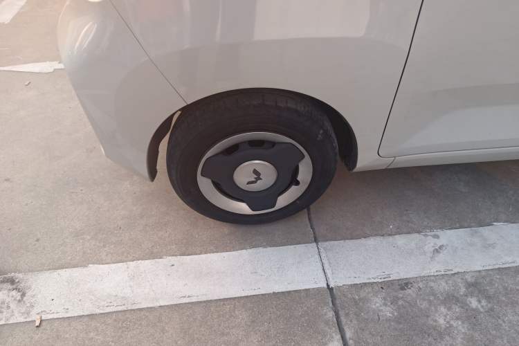 Used Wuling Hongguang MINIEV 2022 Macaron Premium Model – Lithium Iron Phosphate