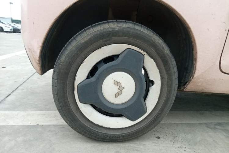 Used Wuling Hongguang MINIEV 2022 Macaron Premium Model – Lithium Ternary Battery