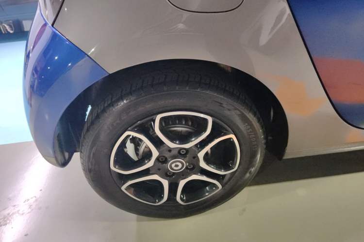 Used  forfour 2016 0.9T 66 kW Pioneer Edition