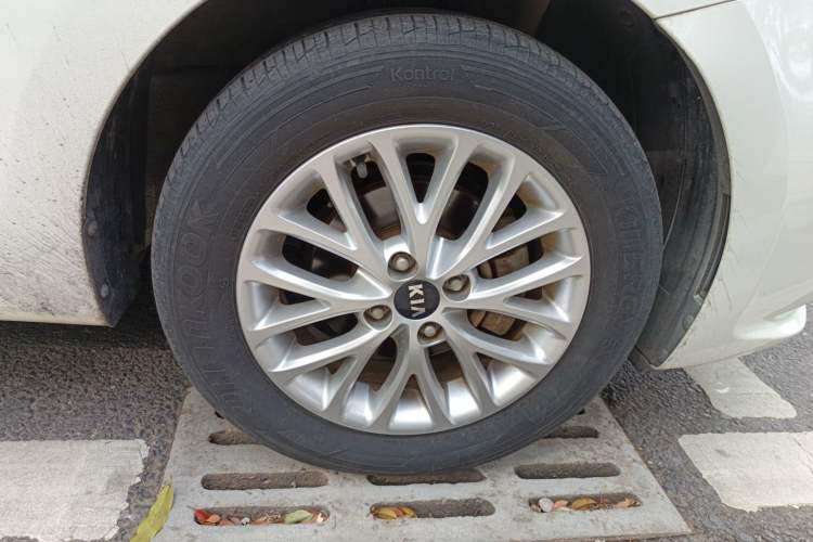 Used Kia K2 2017 Sedan 1.4L Automatic GLS