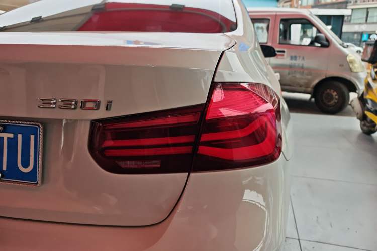 Used BMW 3 Series 2019 320i M Sport Night Edition
