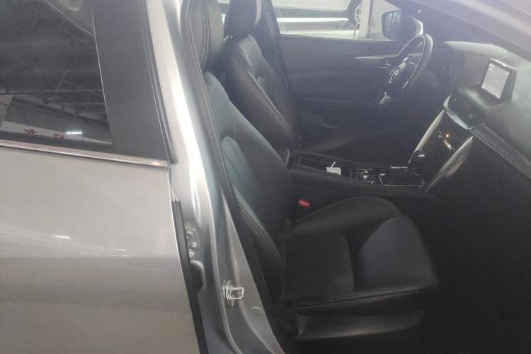 Used Mazda CX-4 2016 2.0L Automatic 2WD Blue Sky Luxury Edition
