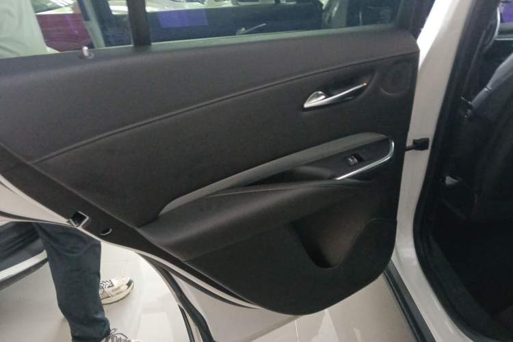 Used Cadillac XT4 2018 28T Two-Wheel Drive Leading Version