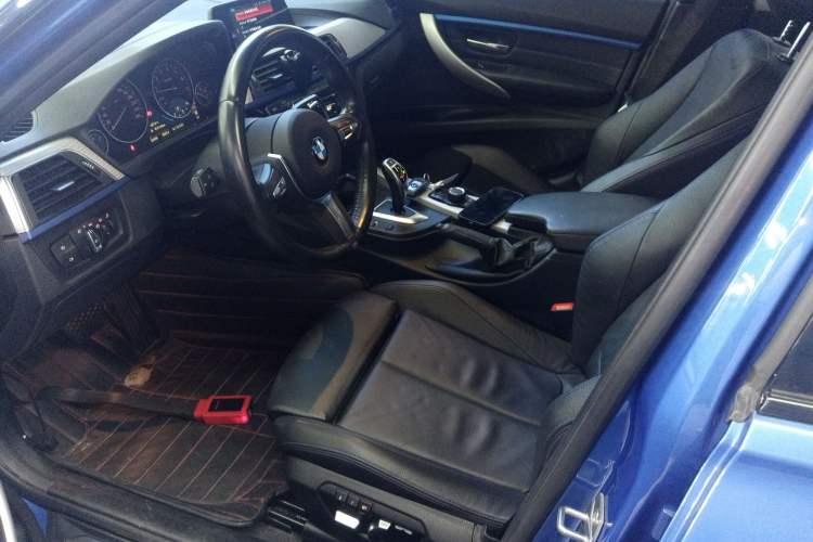 Used BMW 3 Series 2019 320i M Sport Package
