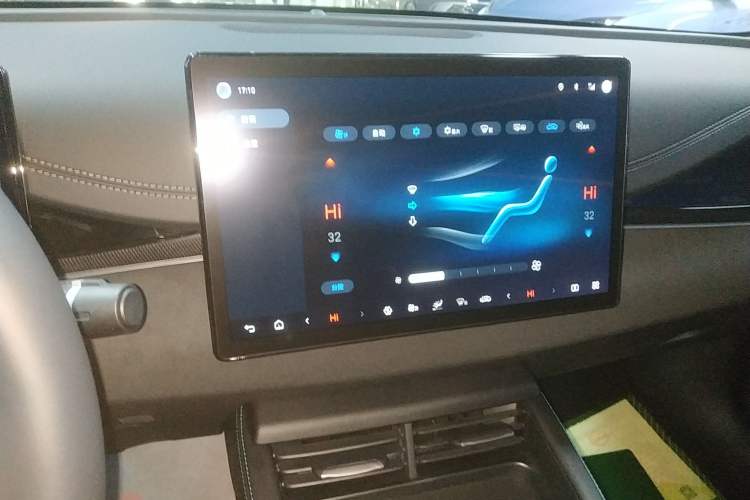 Used BYD Seal 06 New Energy 2025 DM-i Smart Drive 120KM Prestige Model
